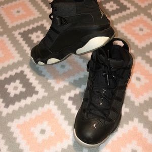 Boys’ Jordan Sneakers